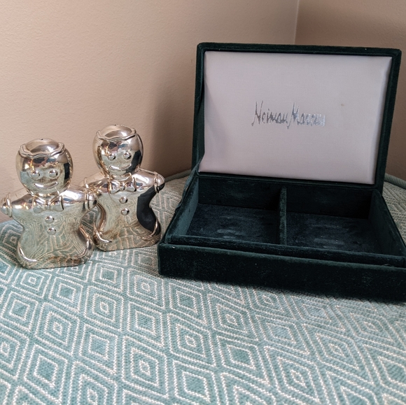 Neiman Marcus Gingerbread Salt & Pepper Shakers - Picture 1 of 10